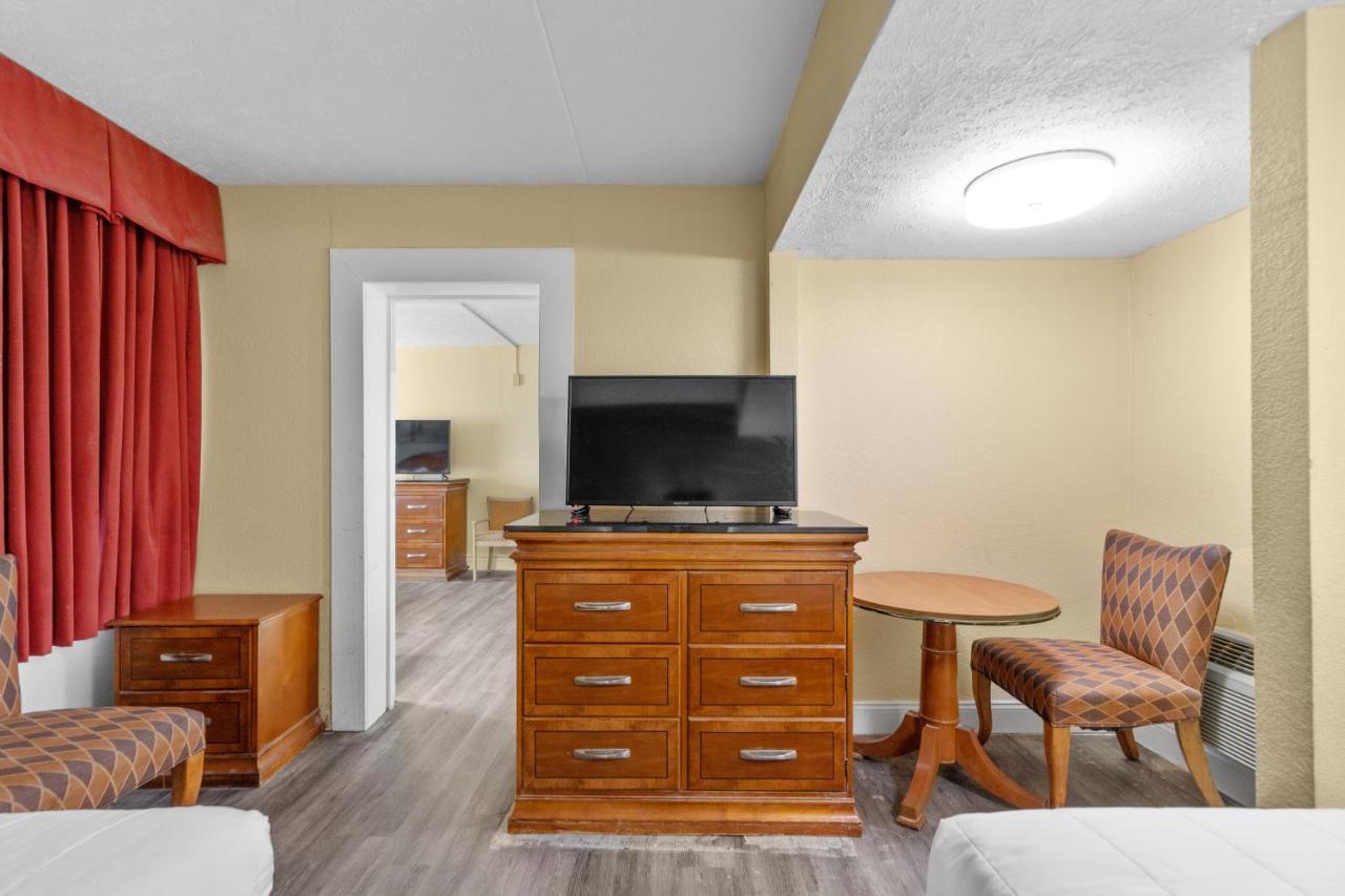 Days Inn By Wyndham Myrtle Beach-Grand Strand Eksteriør bilde