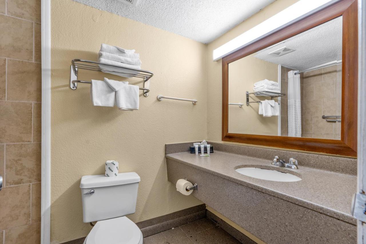 Days Inn By Wyndham Myrtle Beach-Grand Strand Eksteriør bilde