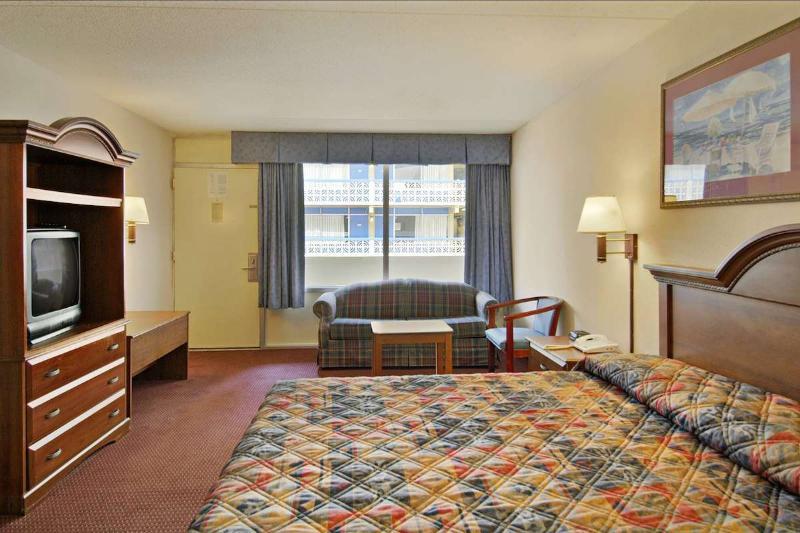 Days Inn By Wyndham Myrtle Beach-Grand Strand Eksteriør bilde